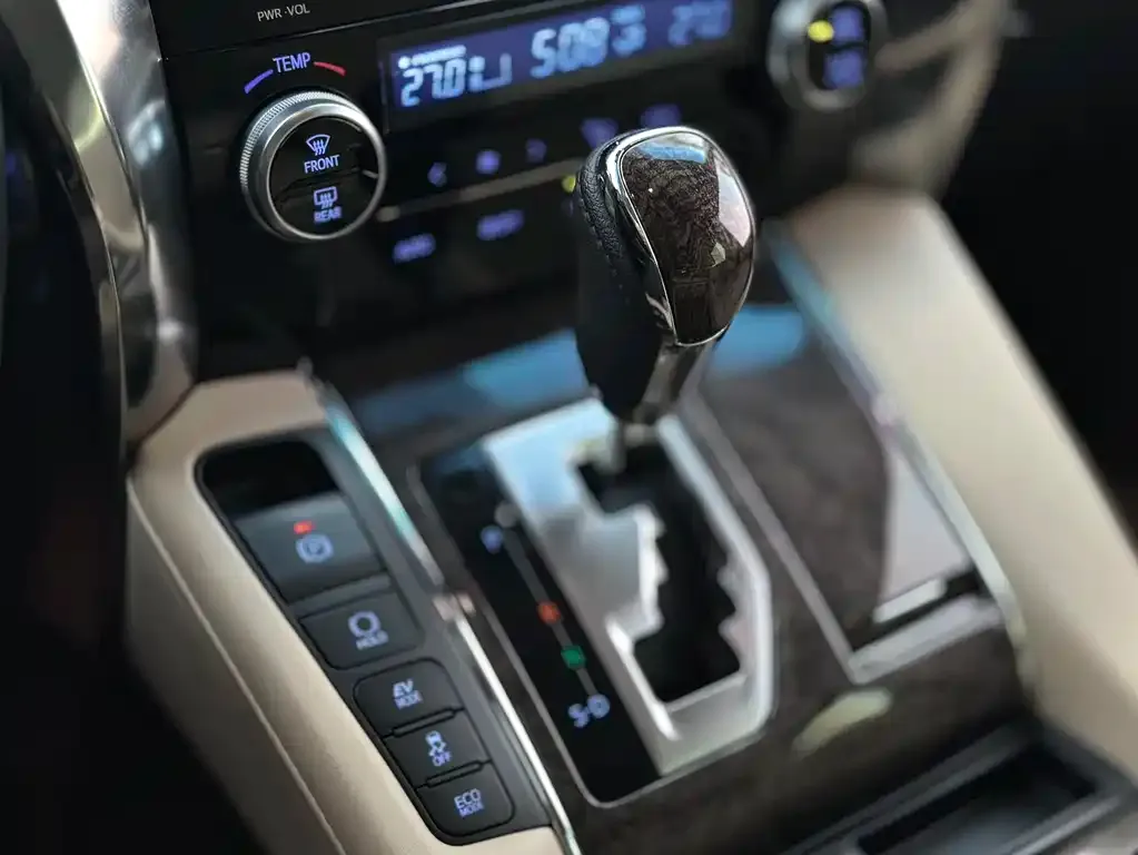 Toyota Vellfire 2022 из CN, фото 4