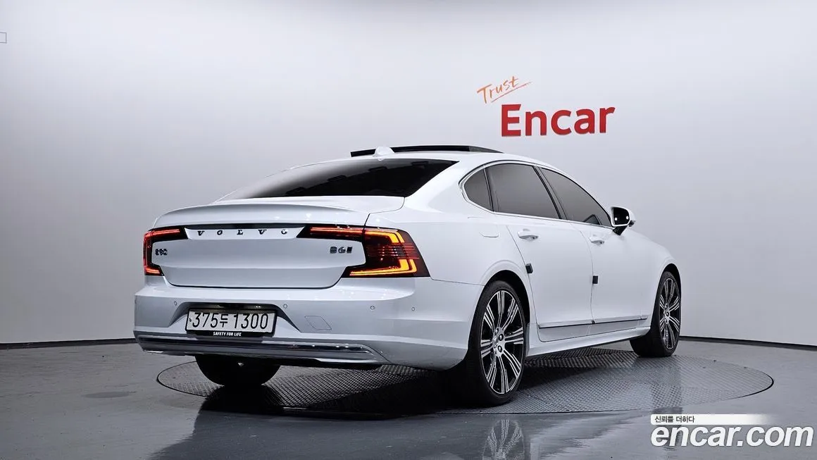 Volvo S90 — фото 2