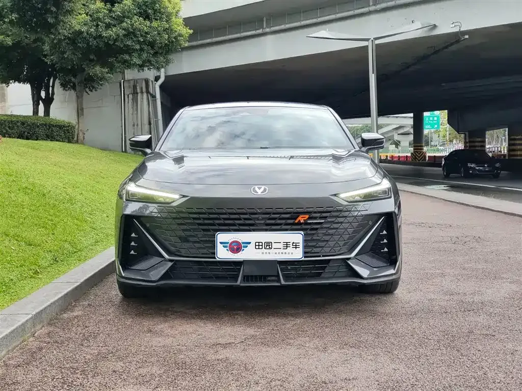 Changan UNI-V iDD 2023 из CN, фото 2