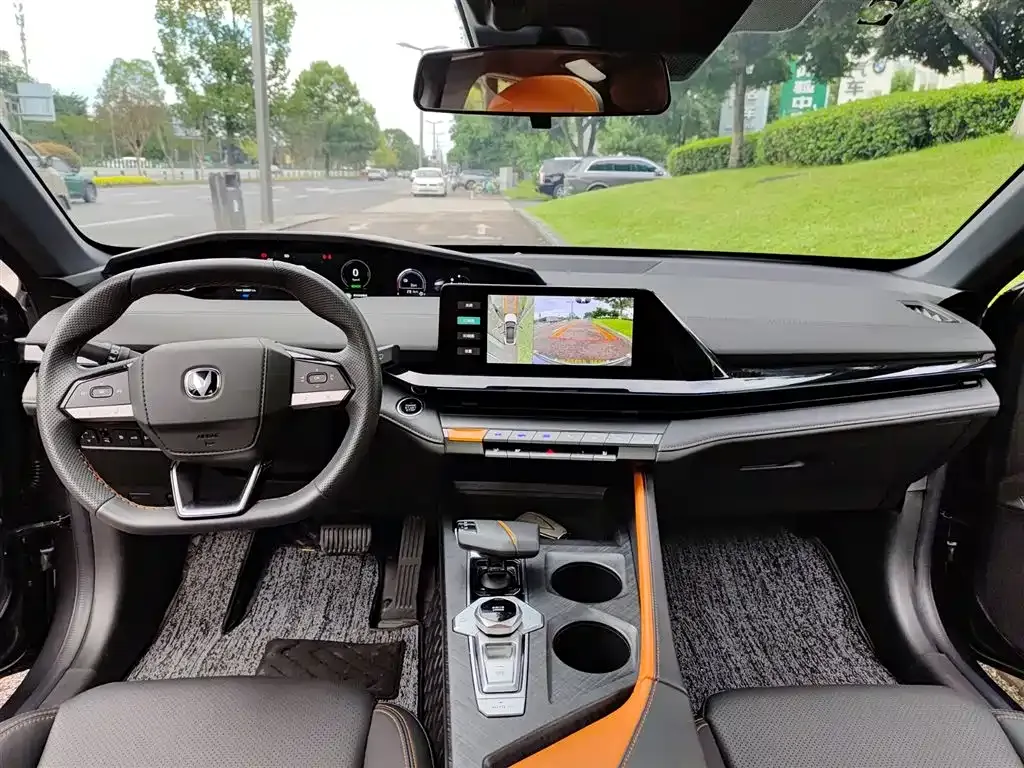 Changan UNI-V iDD 2023 из CN, фото 6