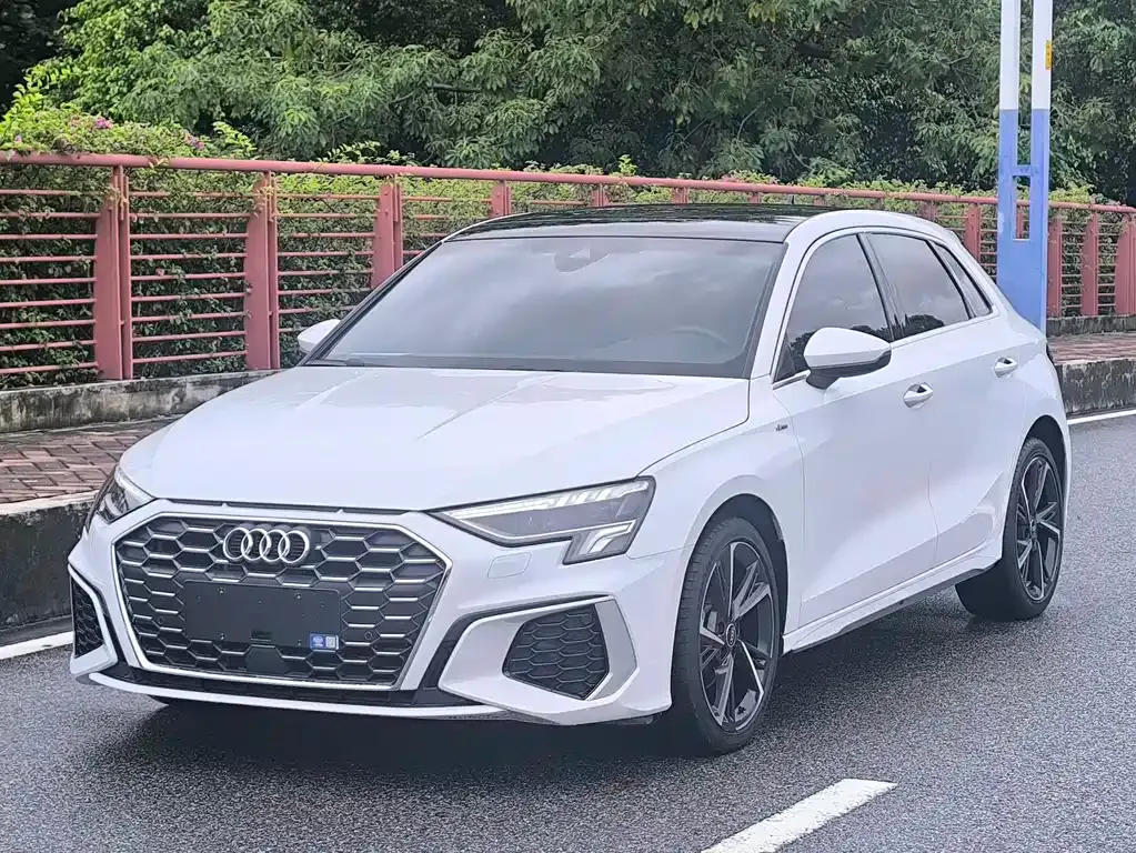 Audi A3 2022 из CN, фото 1