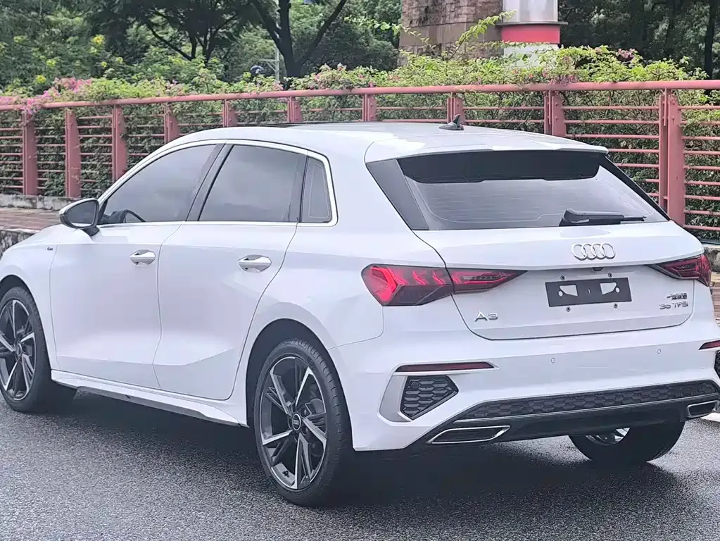 Audi A3 2022 из CN, фото 7