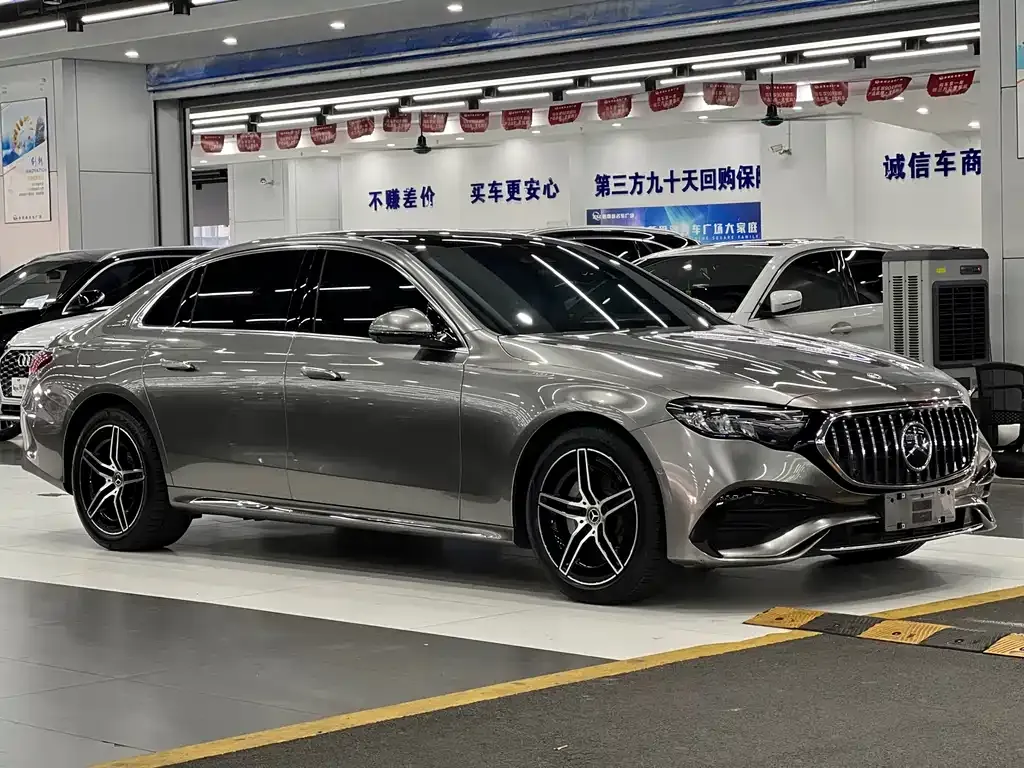 Mercedes-Benz E-Class 2024 из CN, фото 2
