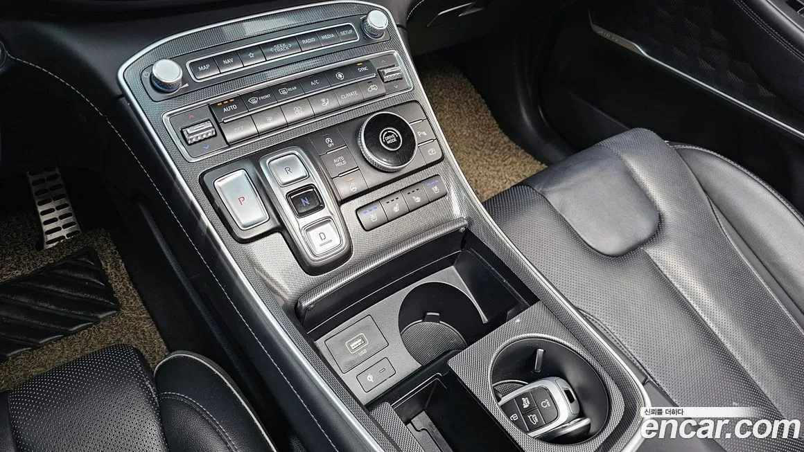 Hyundai Santafe — фото 9