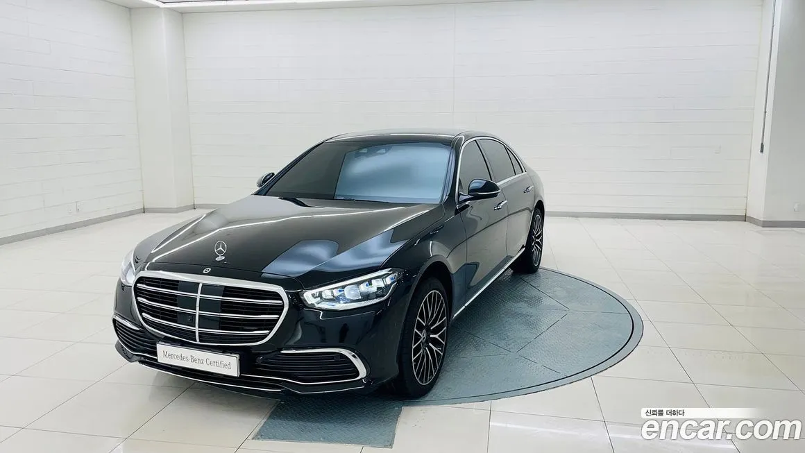 Mercedes-Benz S-Class — фото 1