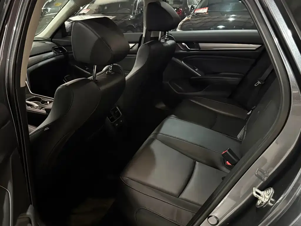 Honda Accord 2022 из CN, фото 7