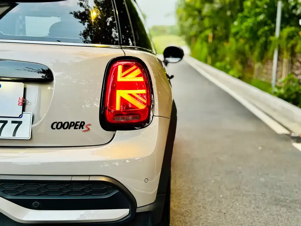 MINI Cooper (3-door) 2023 из CN, фото 7