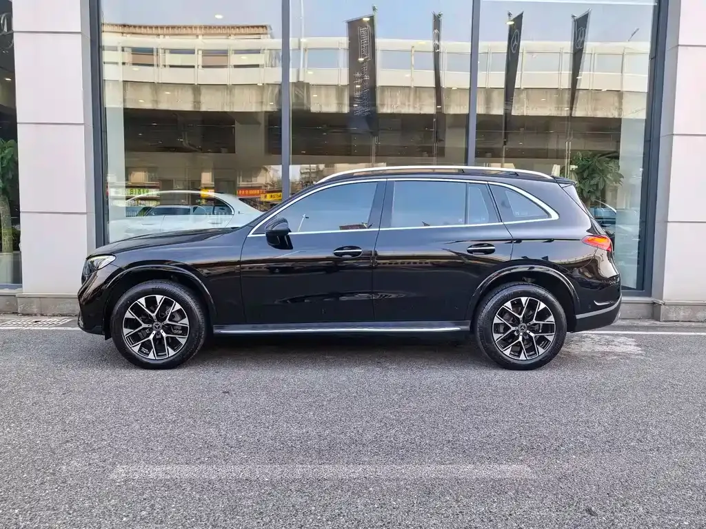 Mercedes-Benz GLC 2024 из CN, фото 7