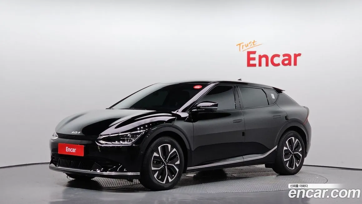 Kia EV6 — фото 1