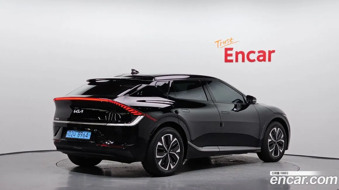 Kia EV6 — фото 2