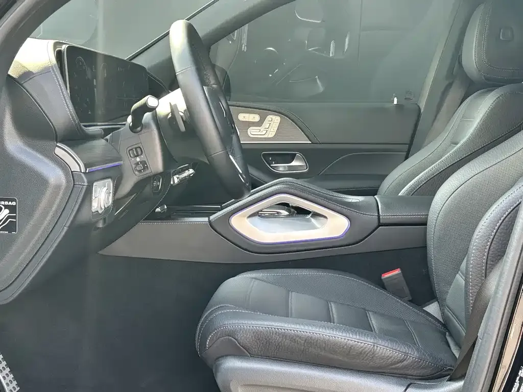 Mercedes-Benz GLS 2023 из CN, фото 4