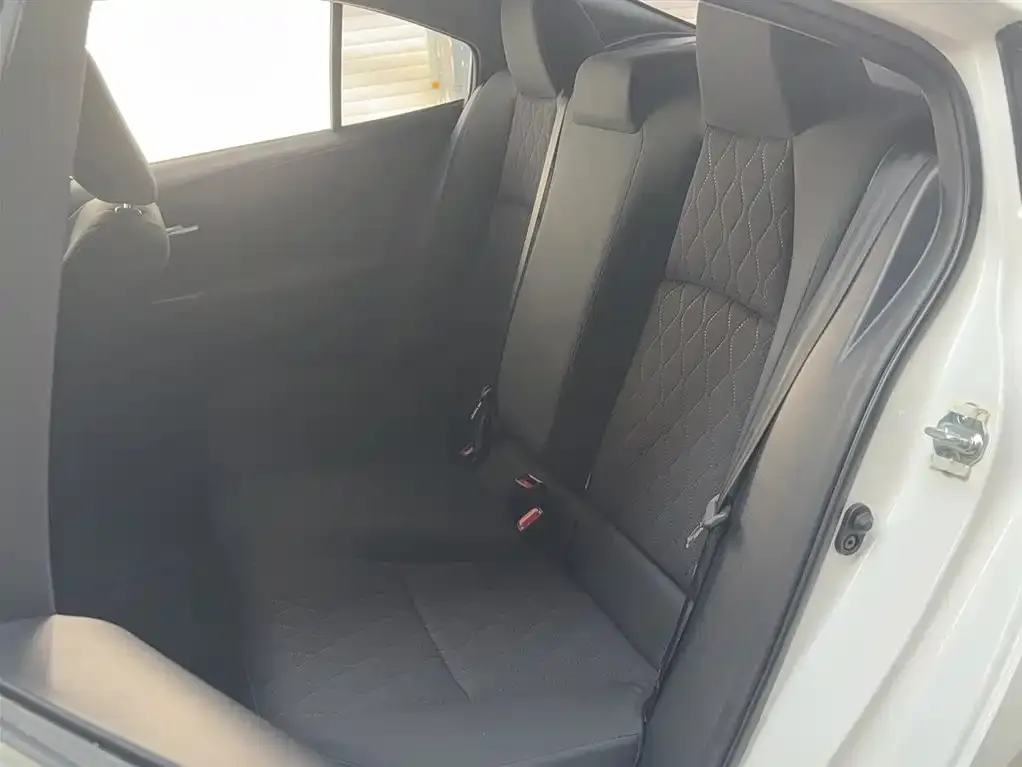 Toyota Corolla 2024 из CN, фото 8