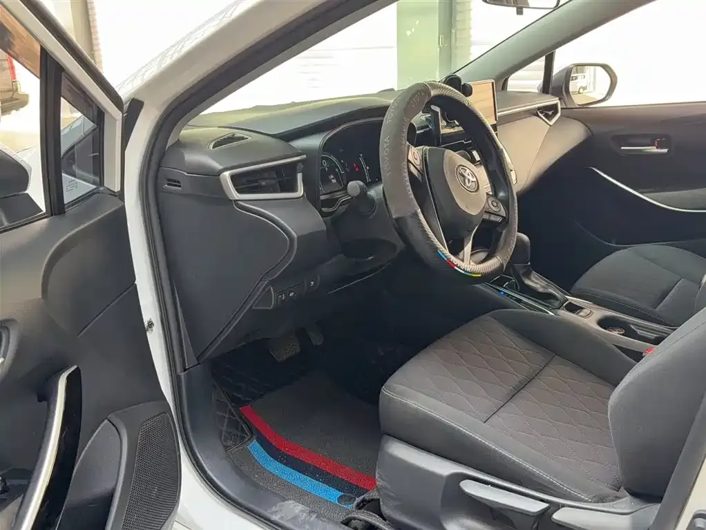 Toyota Corolla 2024 из CN, фото 9