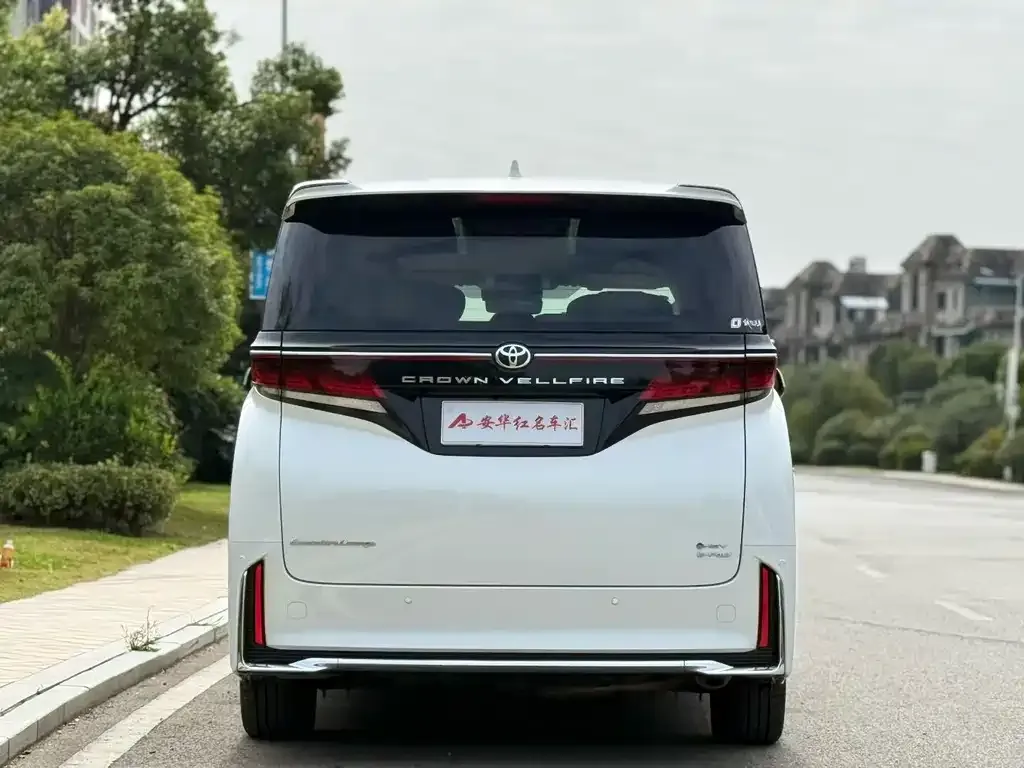 Toyota Vellfire 2025 из CN, фото 4