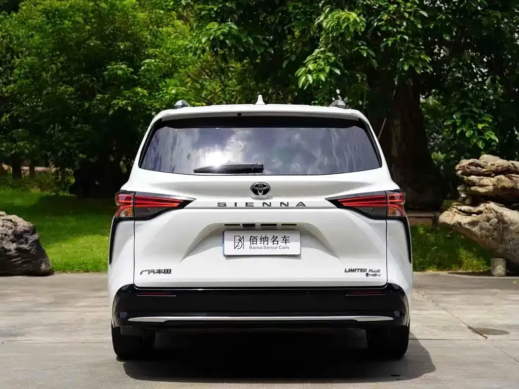 Toyota Sienna 2024 из CN, фото 9