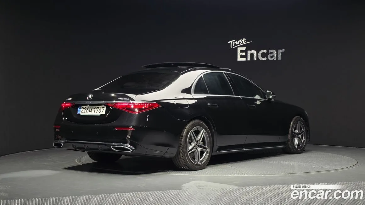 Mercedes-Benz S-Class — фото 2