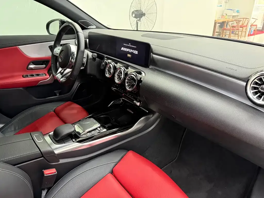 Mercedes-Benz A-Class AMG — фото 9