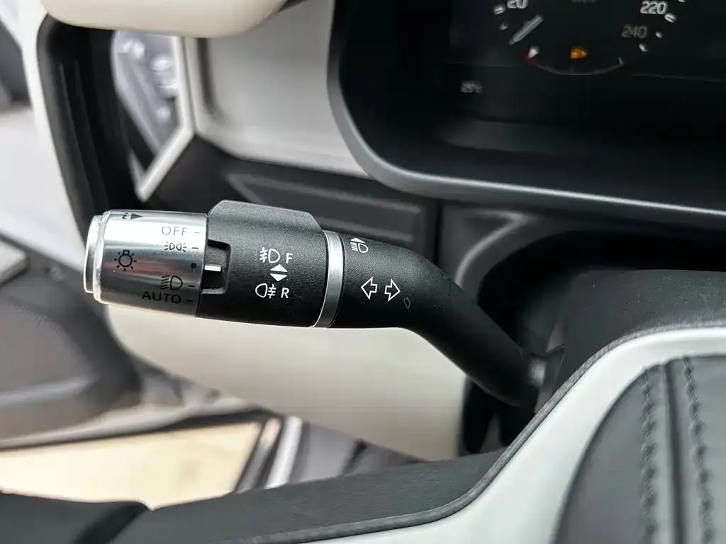 Land Rover Defender 2022 из CN, фото 7