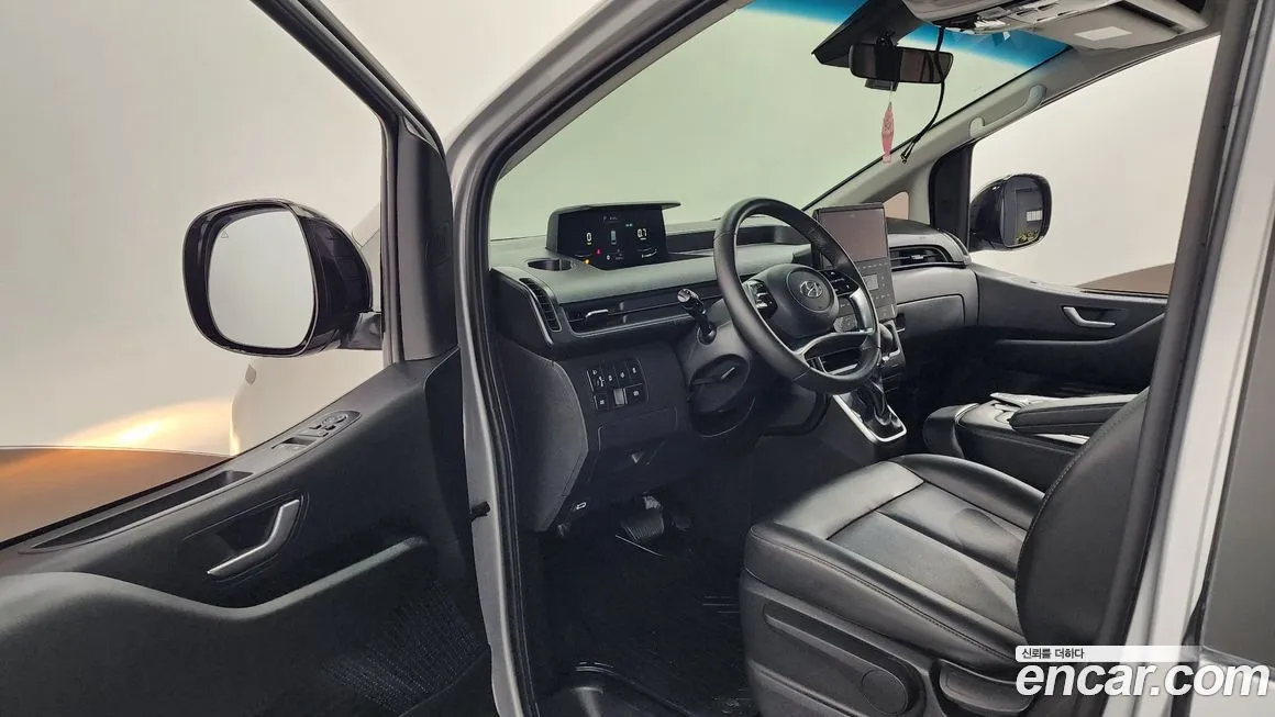 Hyundai Staria 2023 из KR, фото 10