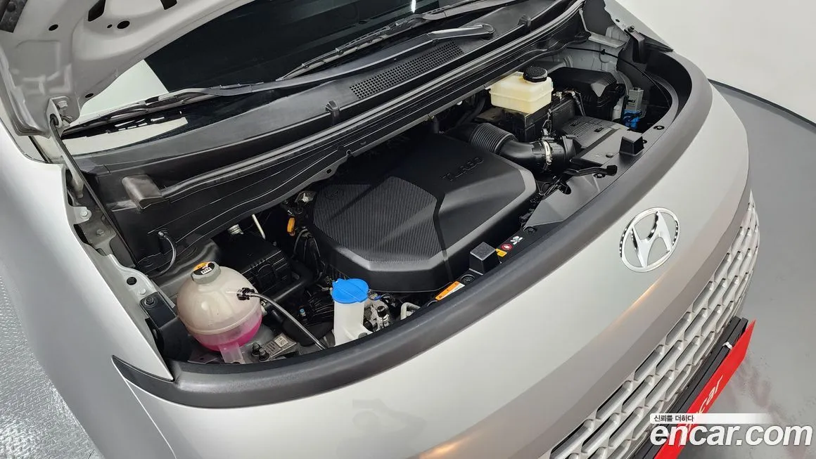 Hyundai Staria 2023 из KR, фото 6