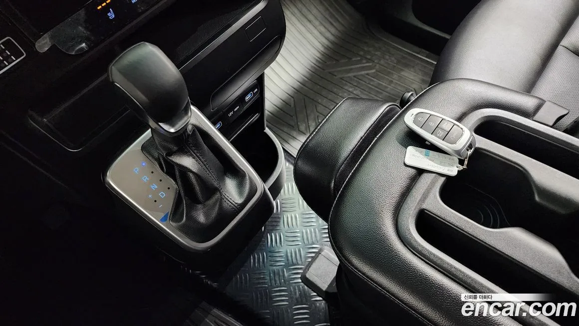 Hyundai Staria 2023 из KR, фото 9