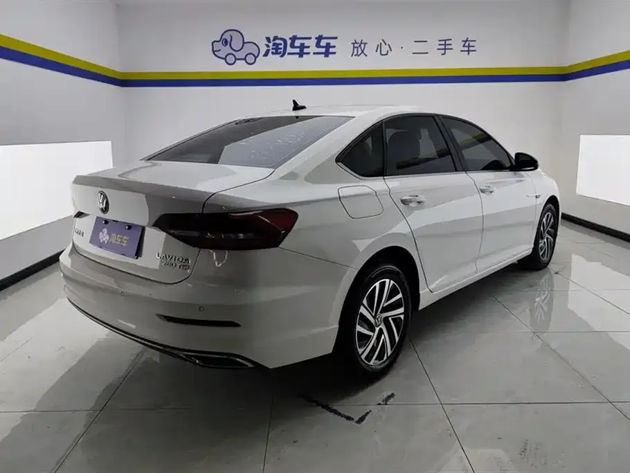 Volkswagen Lavida 2022 из CN, фото 3