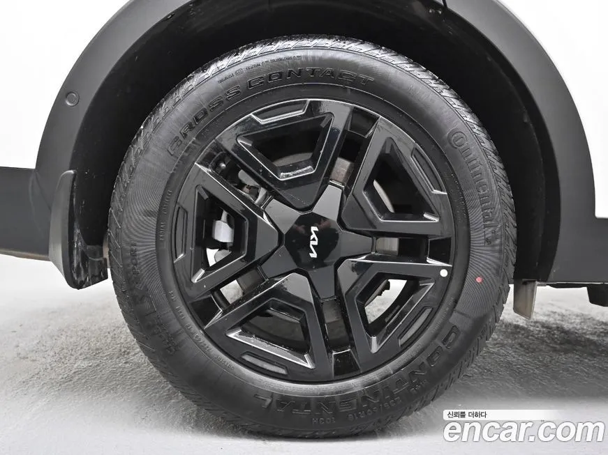 Kia Sorento — фото 5