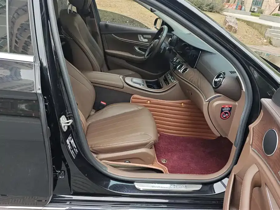 Mercedes-Benz E-Class 2023 из CN, фото 8