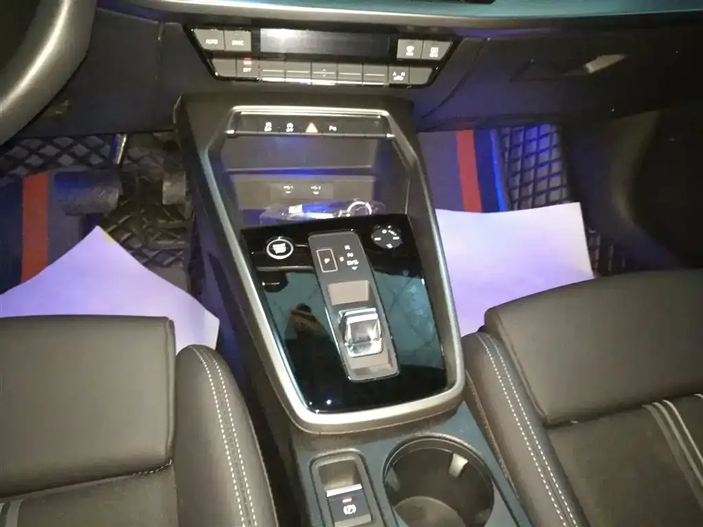 Audi A3 2023 из CN, фото 6