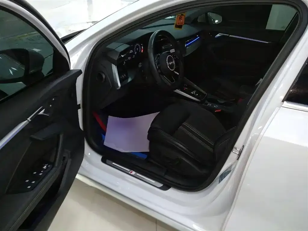 Audi A3 2023 из CN, фото 7