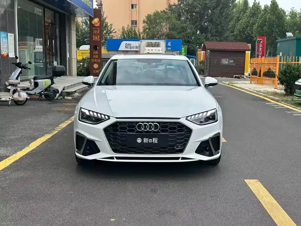 Audi A4L 2025 из CN, фото 2