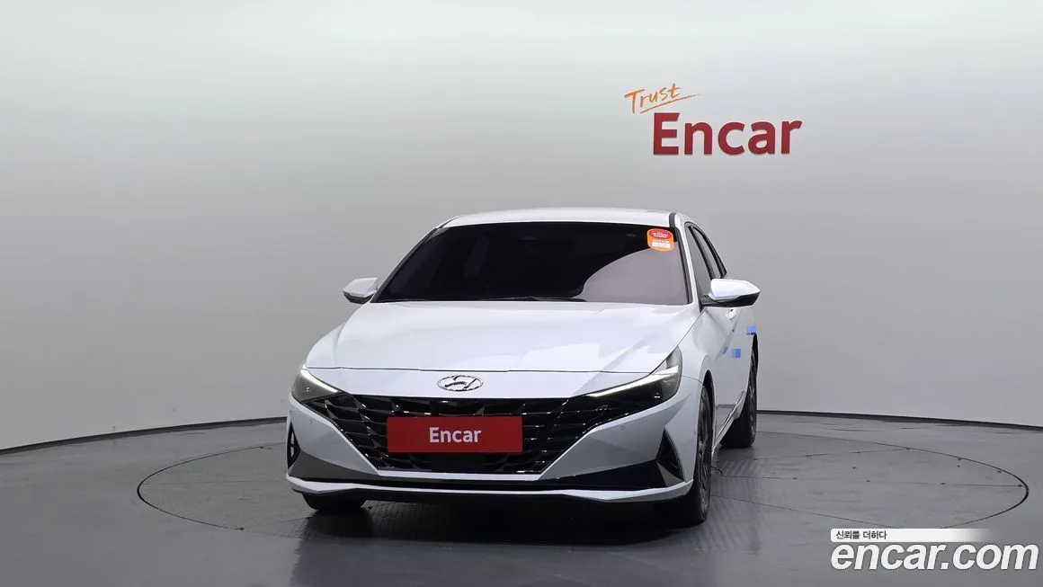 Hyundai AVANTE — фото 3