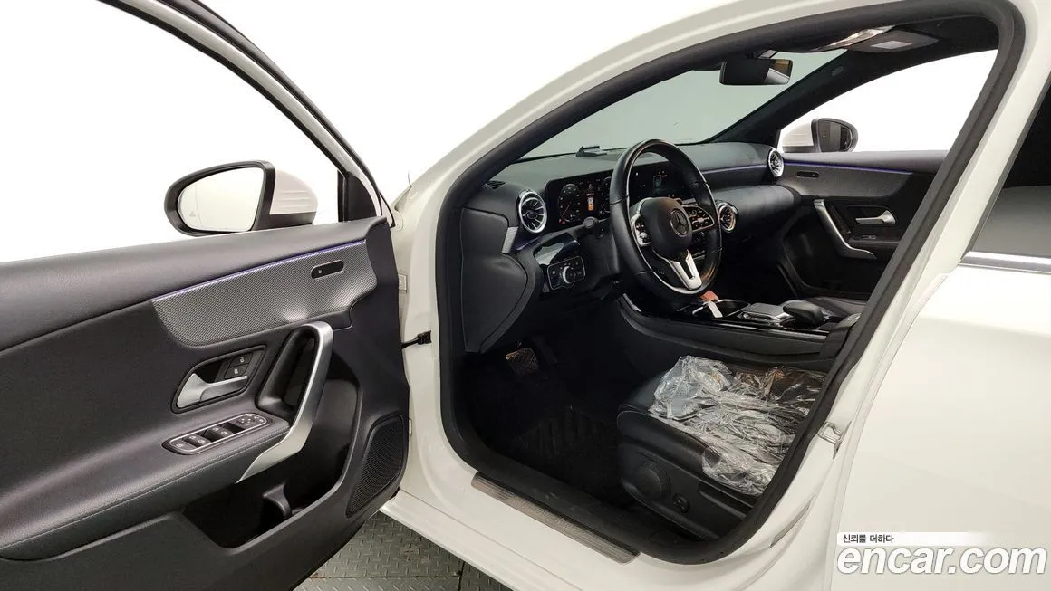 Mercedes-Benz A-Class — фото 10