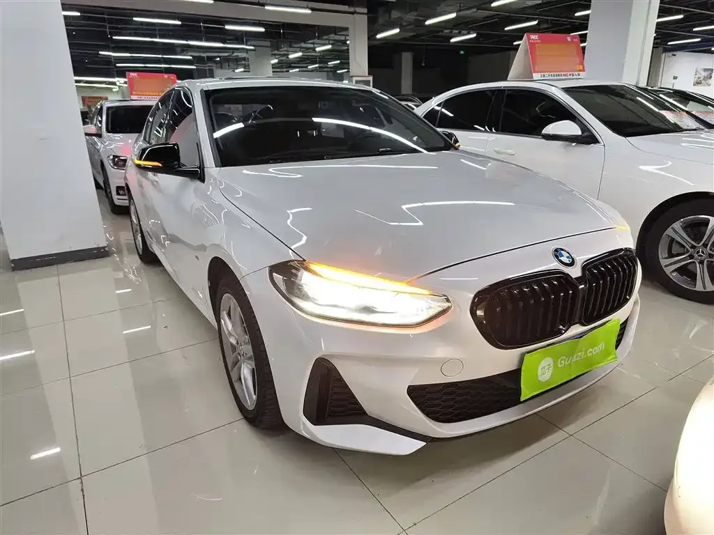 BMW 1 Series 2021 из CN, фото 4