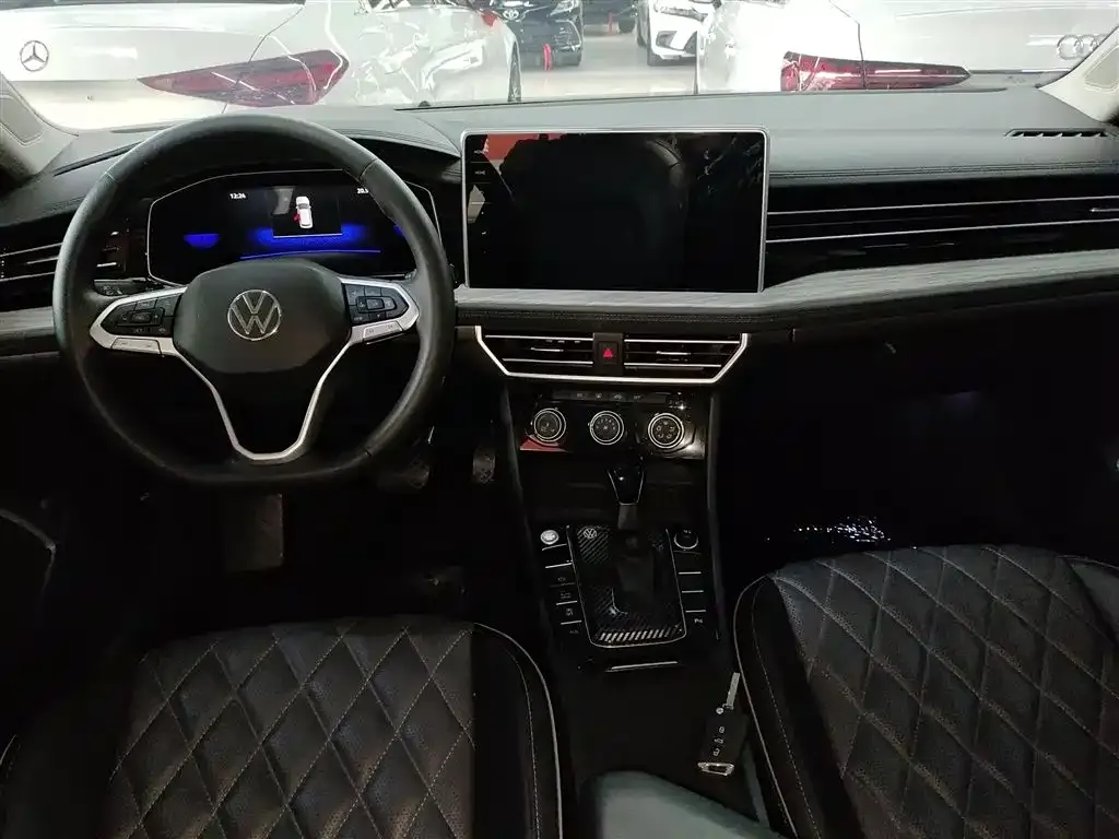 Volkswagen Sagitar 2023 из CN, фото 10