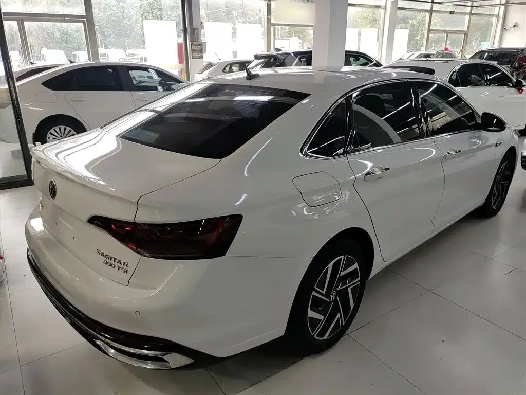 Volkswagen Sagitar 2023 из CN, фото 7