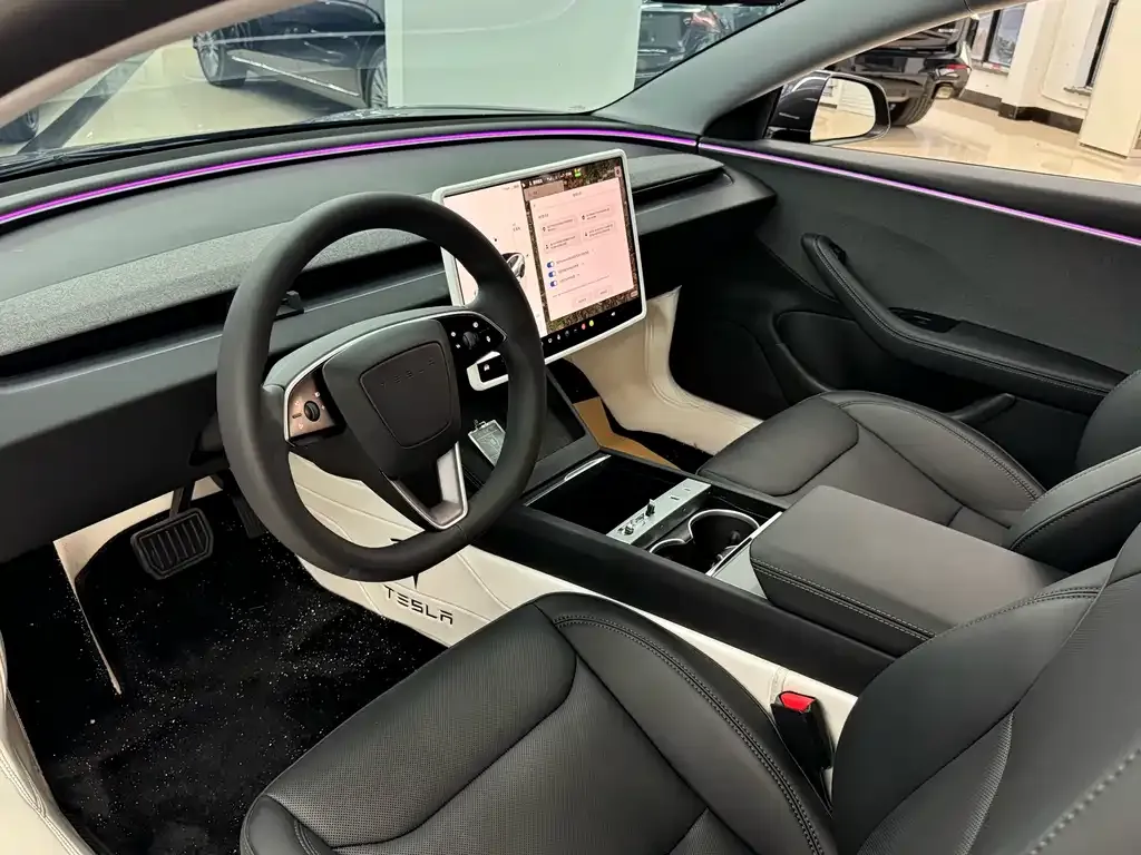 Tesla Model 3 2024 из CN, фото 5