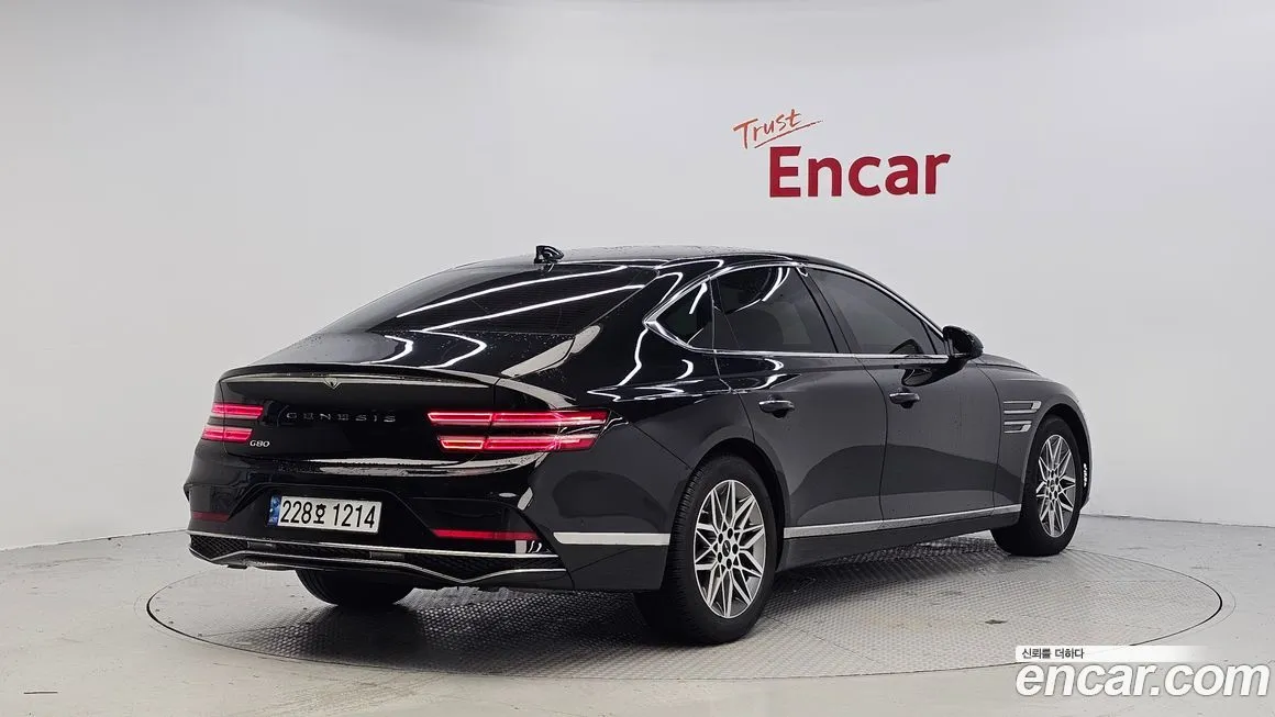 Genesis G80 — фото 2