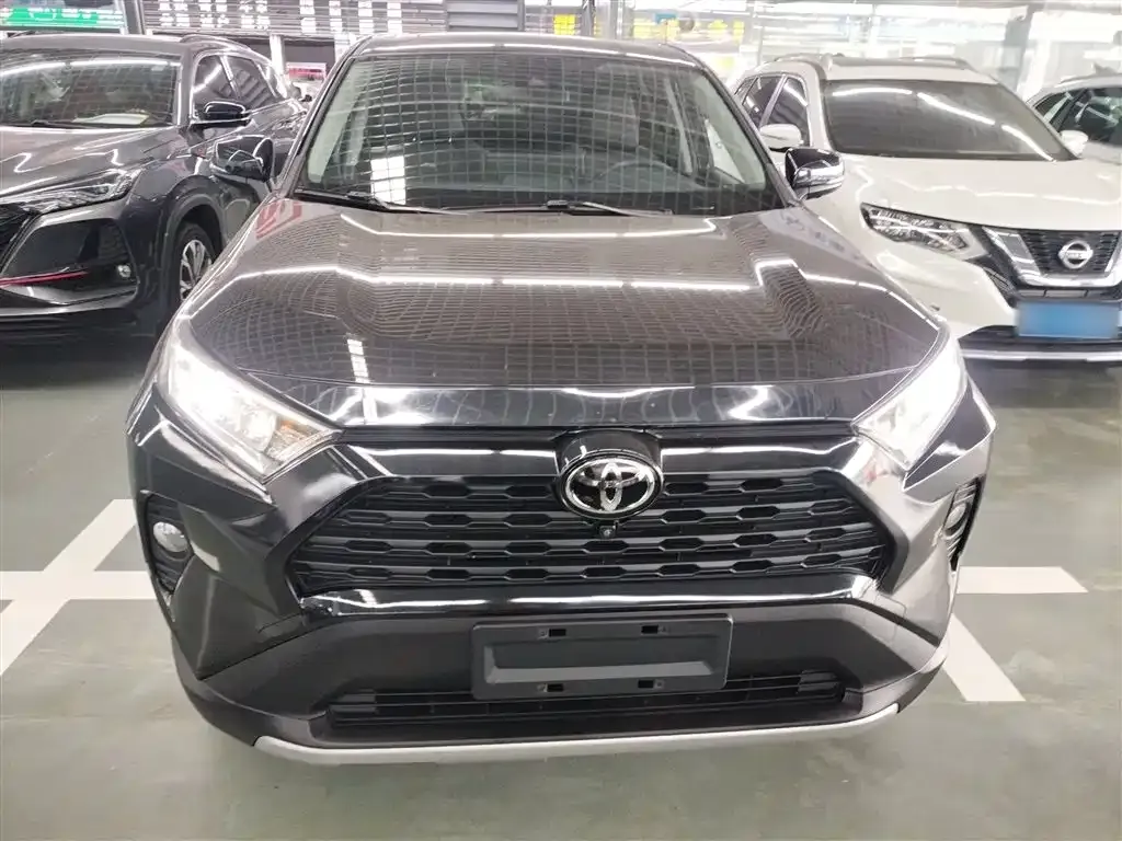 Toyota RAV4 2021 из CN, фото 3