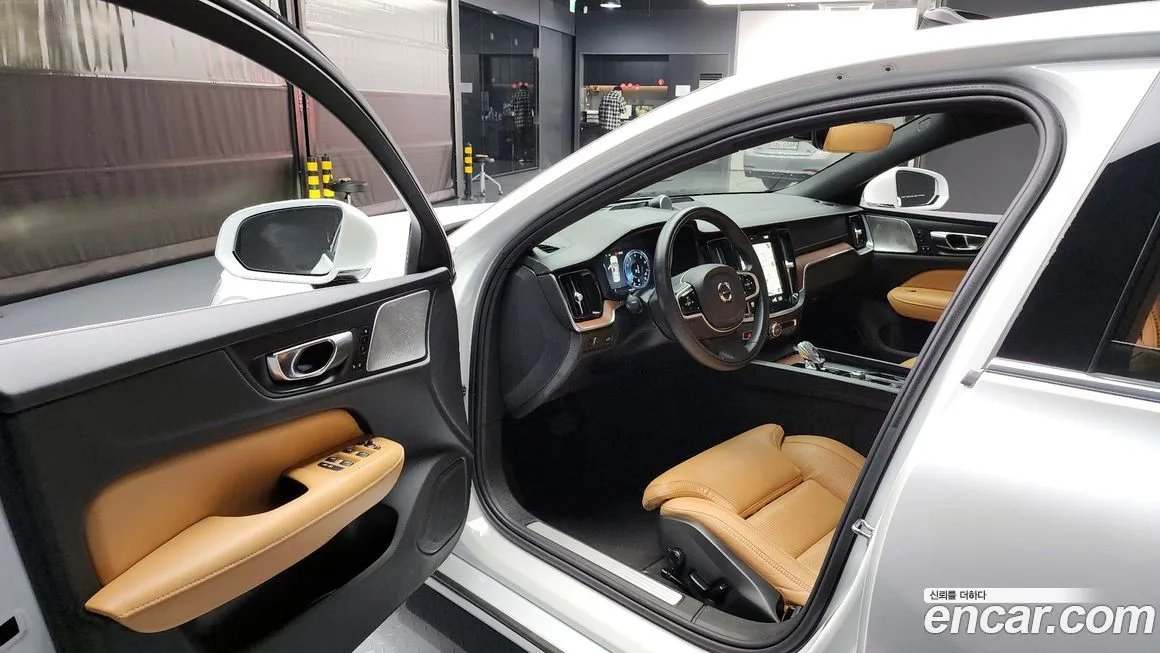 Volvo S60 2021 из KR, фото 10