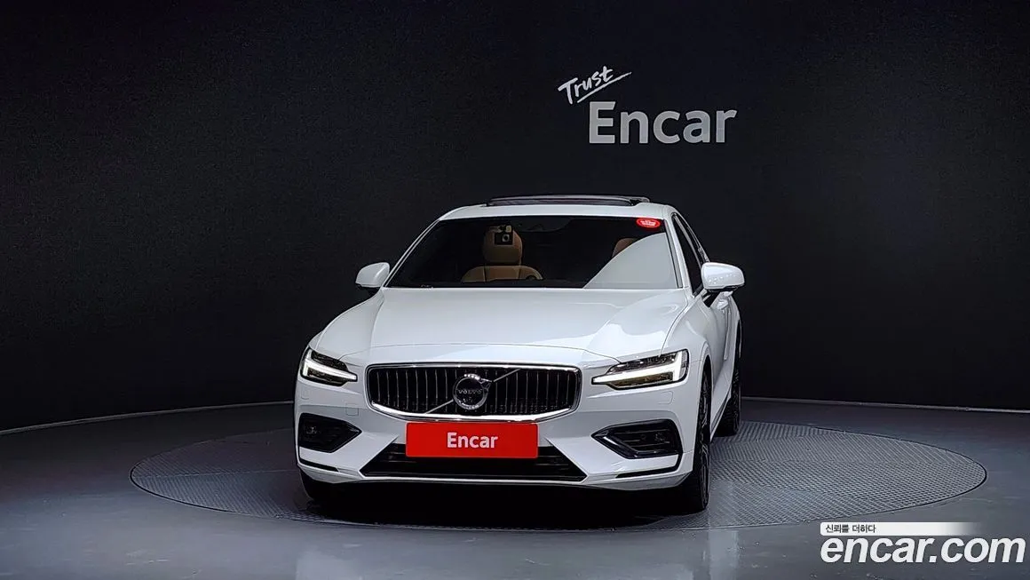 Volvo S60 2021 из KR, фото 3