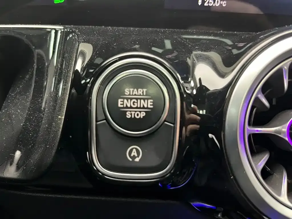 Mercedes-Benz GLA 2021 из CN, фото 4