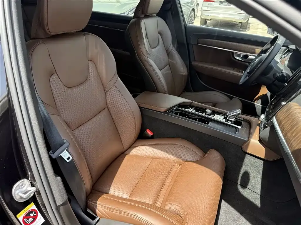 Volvo S90 2023 из CN, фото 10