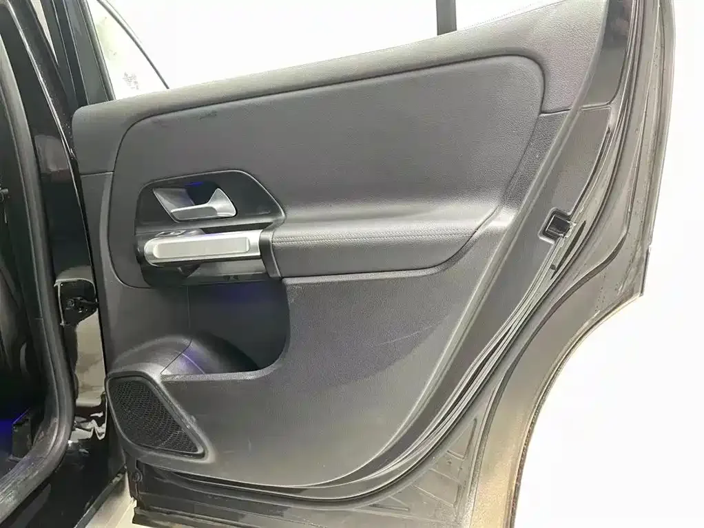 Mercedes-Benz GLB 2023 из CN, фото 9