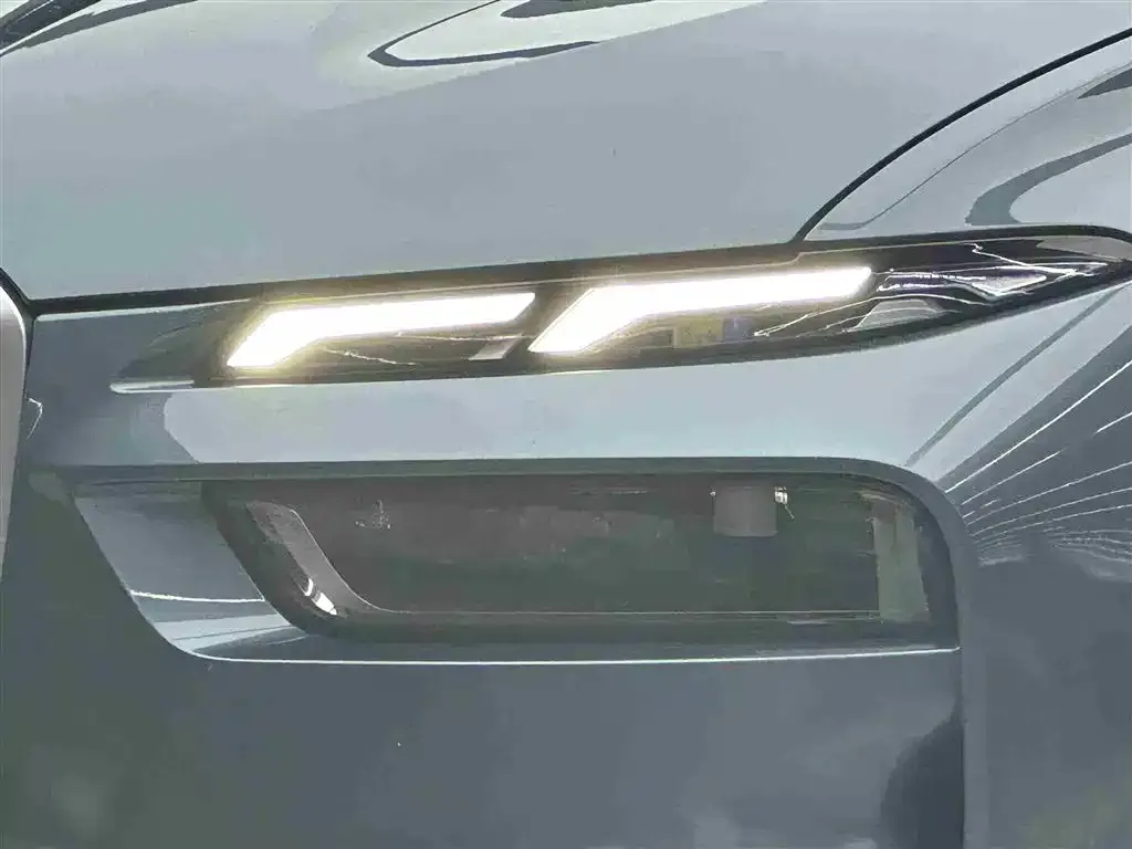 BMW X7 2023 из CN, фото 3