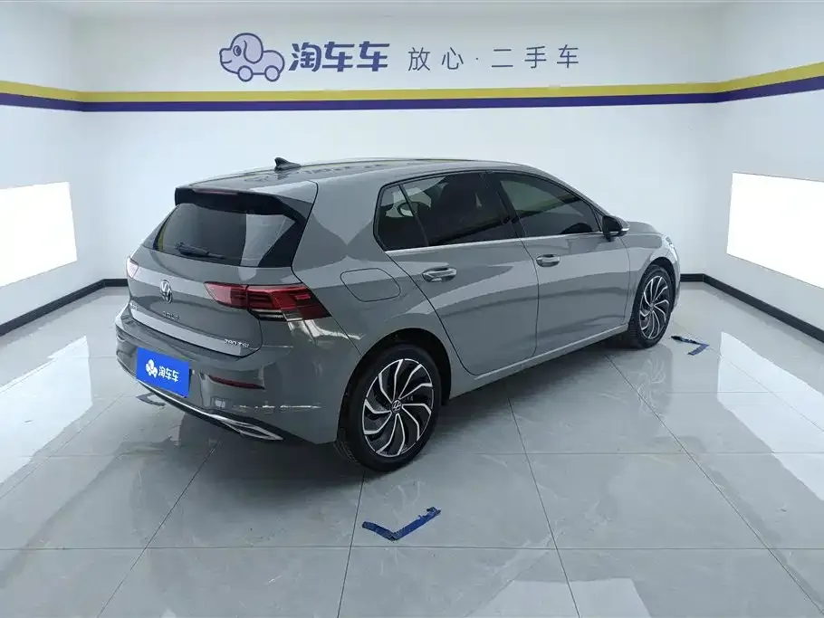 Volkswagen Golf 2021 из CN, фото 3