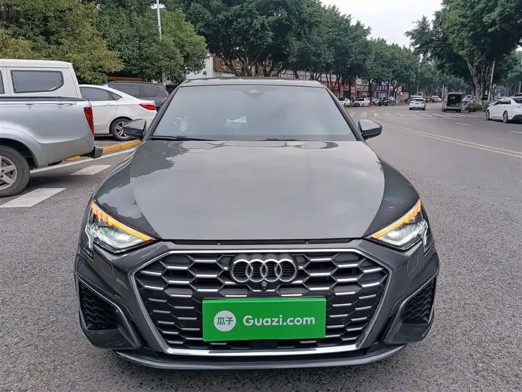 Audi A3 2023 из CN, фото 3