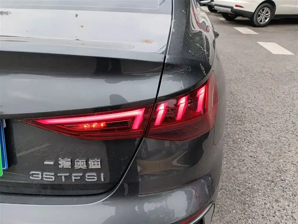 Audi A3 2023 из CN, фото 8