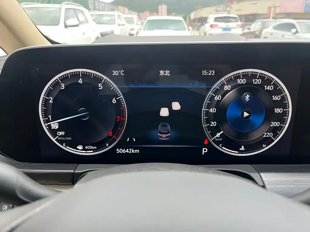 Buick GL8 2023 из CN, фото 9