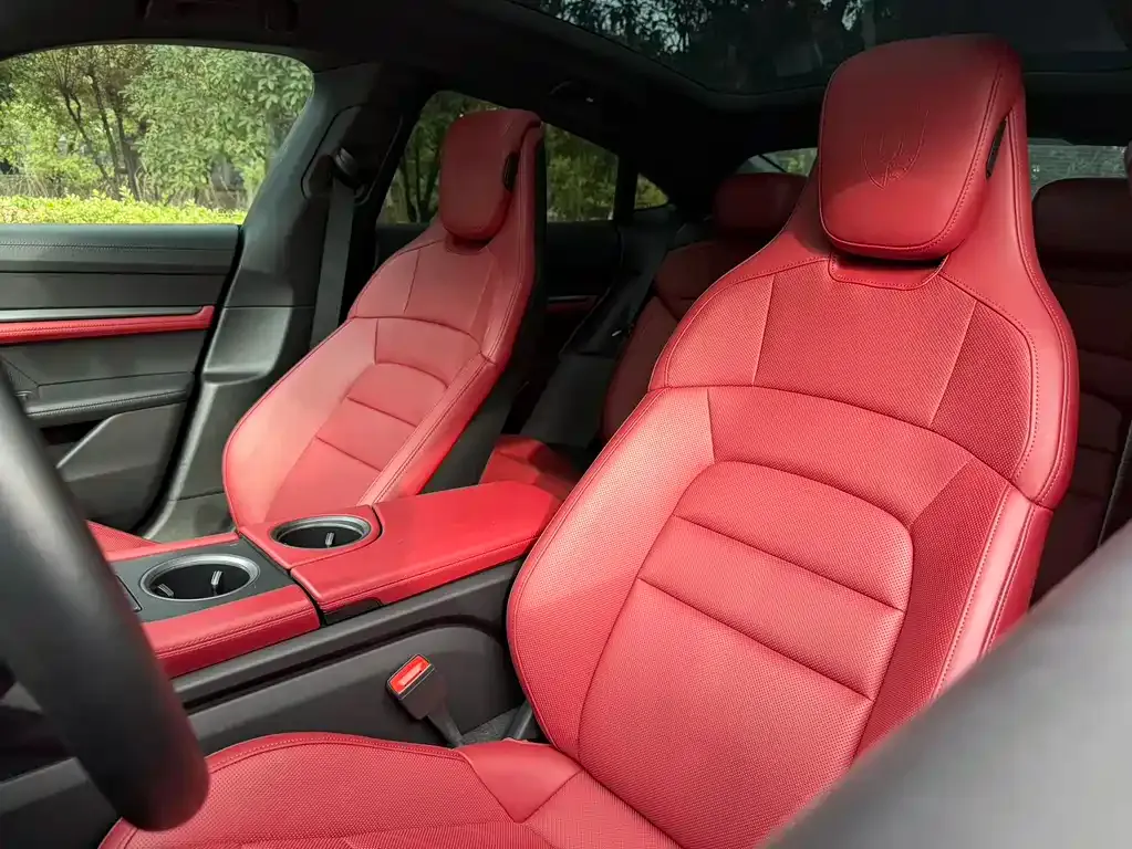 Porsche Taycan 2023 из CN, фото 8